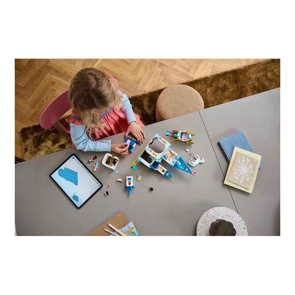 Lego Disney Sindirella Şato ve At Taşıyıcı 43275