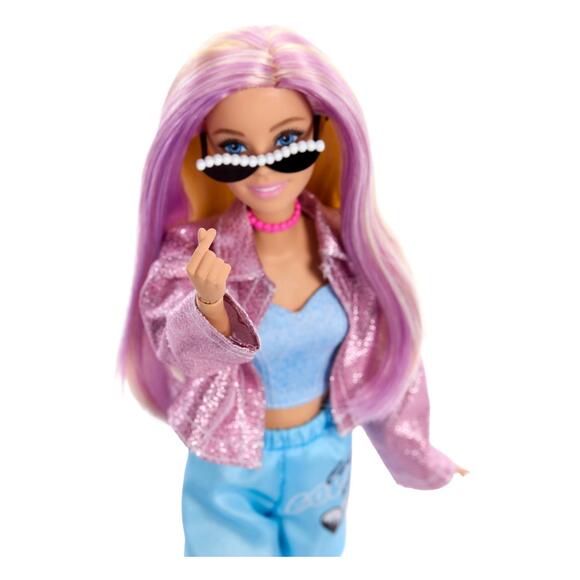 Barbie Deluxe Style Bebek ve Aksesuarları JNC61