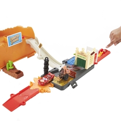 Cars Yarış Heyecanı Oyun Seti HDN02 - Thumbnail