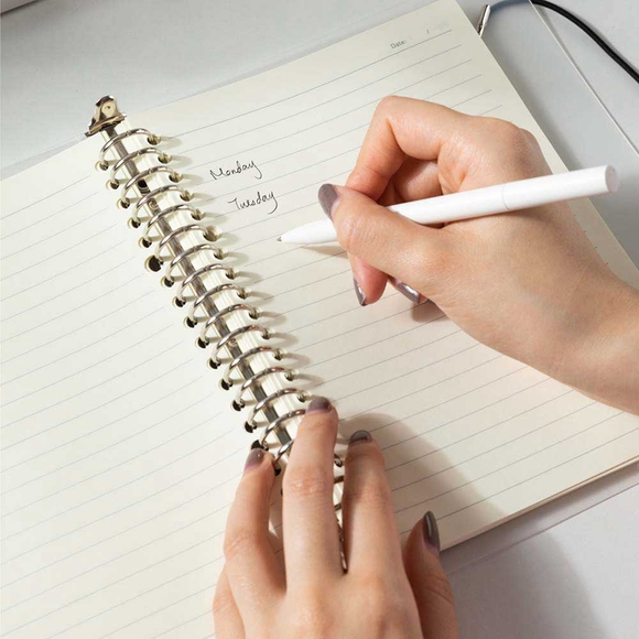 Deli PVC Kapak Şeffaf B5 60 Yp. Sayfa Yedekli Defter N204