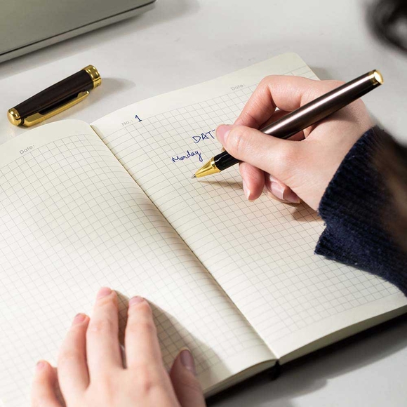 Deli Suni Deri Kalem Yerleştirmeli Siyah A5 96 Yp. Kareli Defter N130G