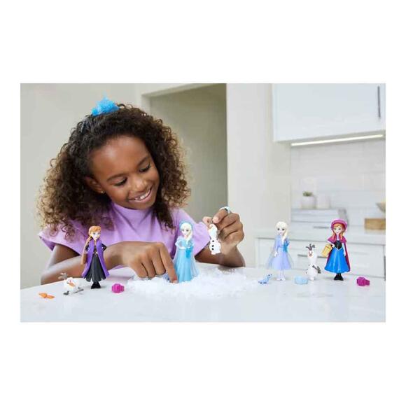 Disney Karlar Ükesi Color Reveal Renk Değiştiren Prenses Bebekler HMB83