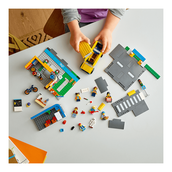 Lego City Okul Günü 60329