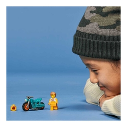 Lego City Tavuk Gösteri Motosikleti 60310 - Thumbnail