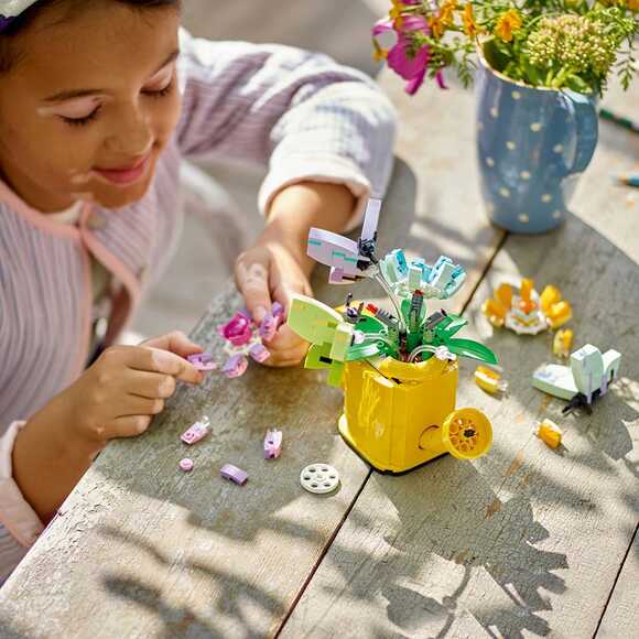 Lego Creator Sulama Kabında Çiçekler 31149