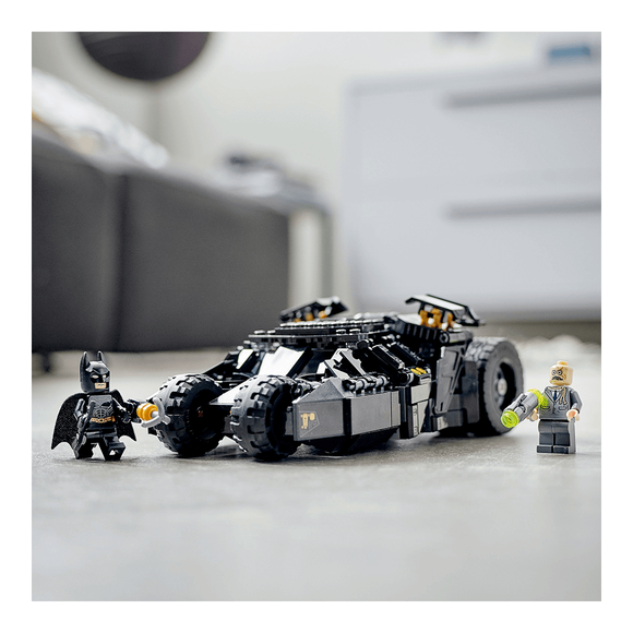 Lego DC Batman Batmobile Tumbler: Scarecrow Karşılaşması 76239