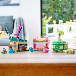 LEGO Disney Aurora, Merida ve Tiana’nın Büyülü Eserleri - Thumbnail