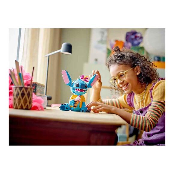 Lego Disney Stiç 43249 (730 Parça)