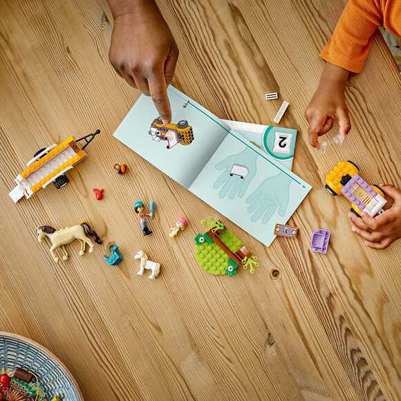 Lego Friends At Ve Midilli Römorku 42634