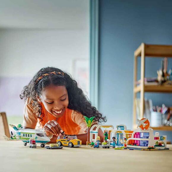 Lego Friends Heartlake City Havaalanı Ve Uçak 42656