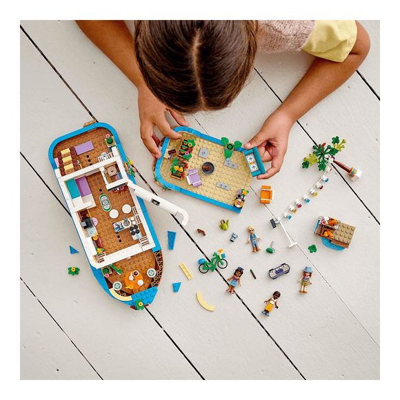 Lego Friends Kanal Tekne Evi 41702