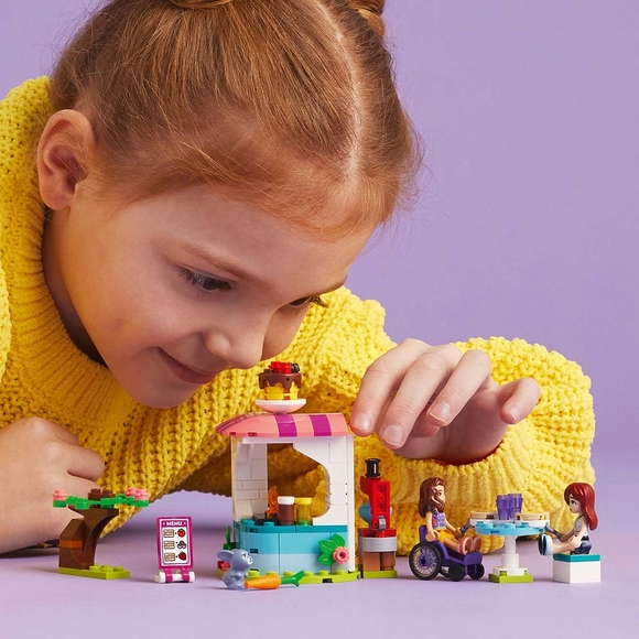 LEGO Friends Pankek Dükkanı 41753 Oyuncak Yapım Seti (157 Parça)