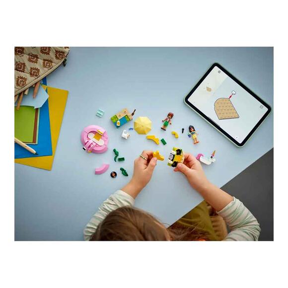 Lego Friends Tek Boynuzlu At ve Flamingo Havuz Partisi 42658