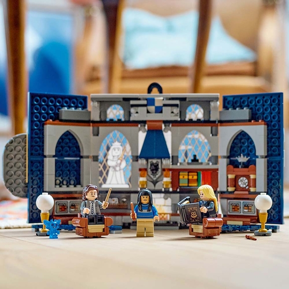 LEGO Harry Potter Ravenclaw Binası Bayrağı 76411 Oyuncak Yapım Seti (305 Parça)