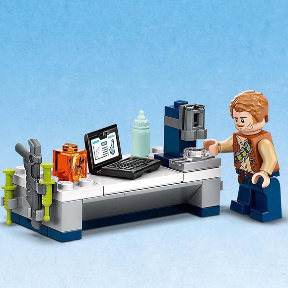 LEGO Jurassic World Dr. Wu´nun Laboratuvarı: Yavru Dinozorların Kaçışı 75939 Yapım Seti (164 Parça)