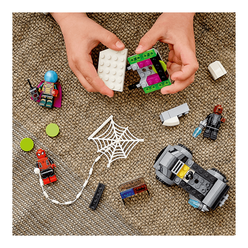 Lego Marvel Örümcek Adam ve Mysterio’nun Dron Saldırısı 76184 - Thumbnail