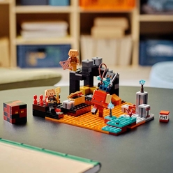 LEGO Minecraft Nether Burcu 21185 Yapım Seti (300 Parça) - Thumbnail