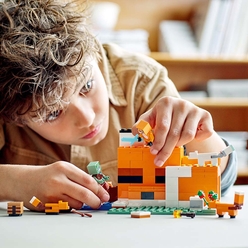LEGO Minecraft Tilki Kulübesi - Thumbnail