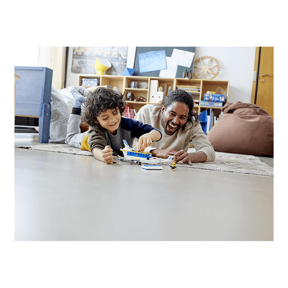 Lego Minions Stajyer Minyon Pilot 75547