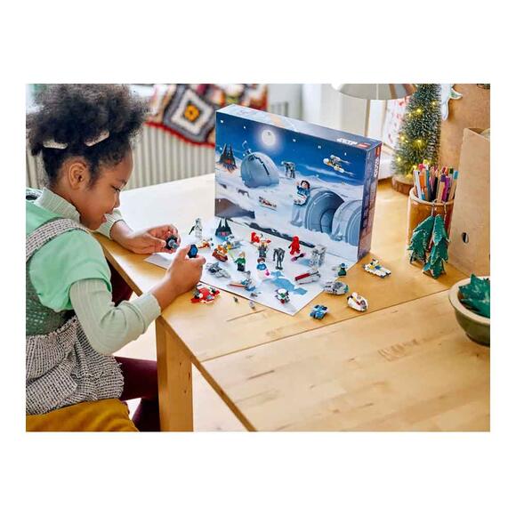 Lego Star Wars 2024 Yılbaşı Takvimi 75395 (368 Parça)