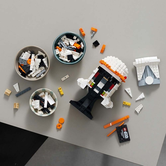 LEGO Star Wars Klon Komutanı Cody Kaskı 75350 Yapım Seti (776 Parça)
