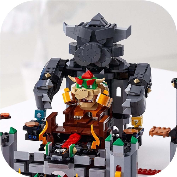 LEGO Super Mario Bowser’ın Kalesi’nde Oyun Sonu Savaşı 71369 Yapım Seti (1010 Parça)