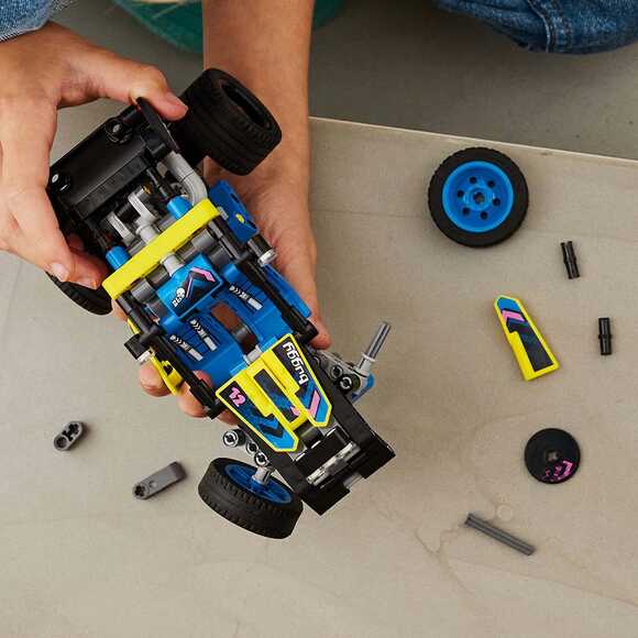 Lego Technic Arazi Yarış Arabası 42164