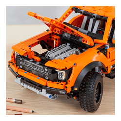 Lego Technic Ford F-150 Raptor 42126 - Thumbnail