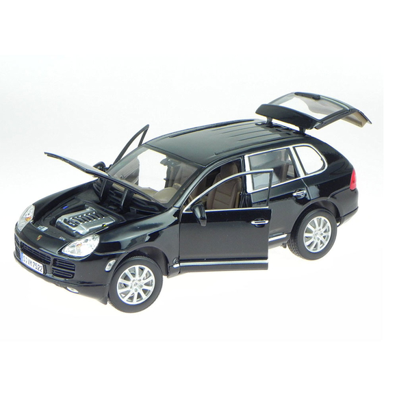 Maisto Porsche Cayenne Turbo 1:18 Model Araba 31634