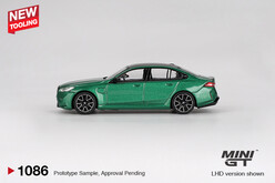 Mini GT 1:64 BMW M5 (G90) Isle of Man Green Metallic MGT01086 - Thumbnail
