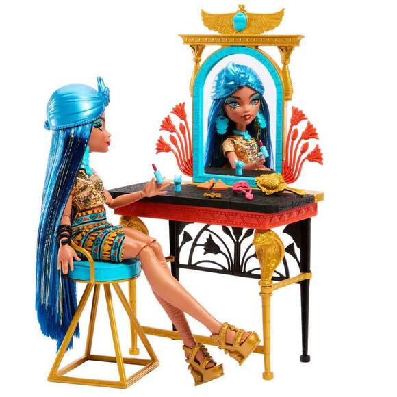 Monster High Cleo’nun Havalı Bakım Günü Oyun Seti HXH96