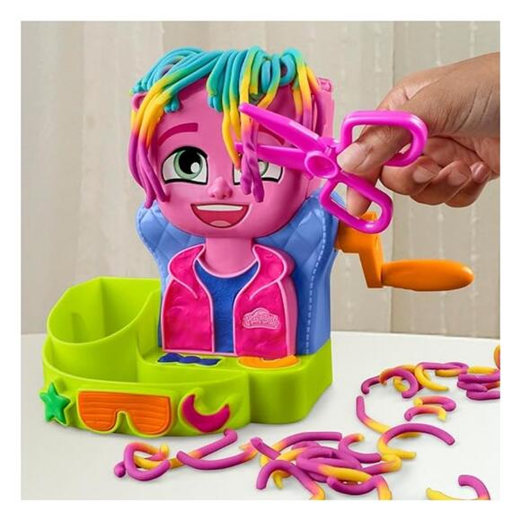 Play-Doh Renkli Kuaför Salonu F8807