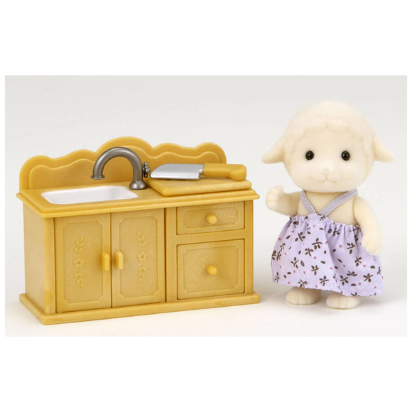 Sylvanian Families Kuzu Kız Kardeş ve Mutfak Seti ESE1918