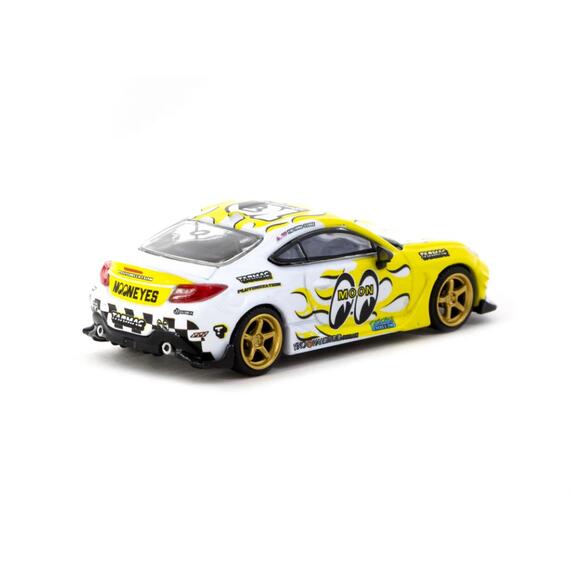 Tarmac Works 1:64 Toyota GR86 MOONEYES T64G-038-MOON