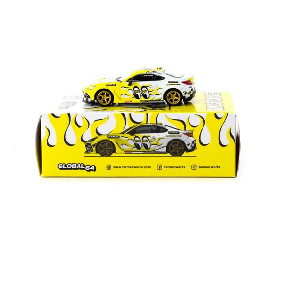Tarmac Works 1:64 Toyota GR86 MOONEYES T64G-038-MOON