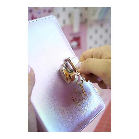 Victoria’s Journals Kuromi Hush Hush Kilitli Defter ve Vegan Deri Kalemlik Kutulu Set 80gr. 160yp. Ç