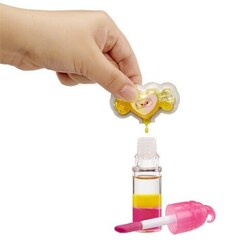 Yummiland Gizemli Renk Serisi Mila Mallows Bebeği ve Dudak Parlatıcısı - Thumbnail