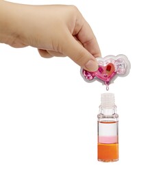 Yummiland Gizemli Renk Serisi Poppy Melonberry Bebeği ve Dudak Parlatıcısı - Thumbnail